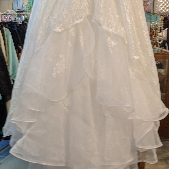 Bridal Gown - Picture 3 of 3